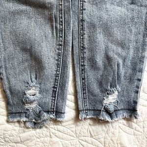 Distressed Hi Rise Mom Jean Made of Recycled Material - Size 2